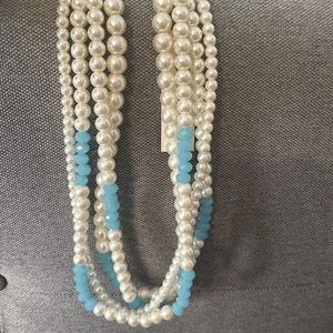 Turquoise and pearl bead necklace